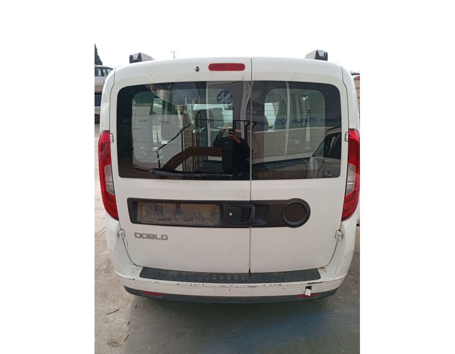 Recambio de porton trasero derecho para fiat doblo autobús (263_) 1.6 d multijet (263axh1a, 263axl11, 263axh1b) referencia OEM I