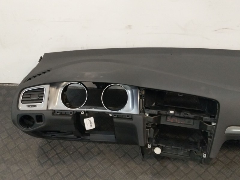 Recambio de salpicadero para volkswagen golf vii lim. referencia OEM IAM 5G1857181A  