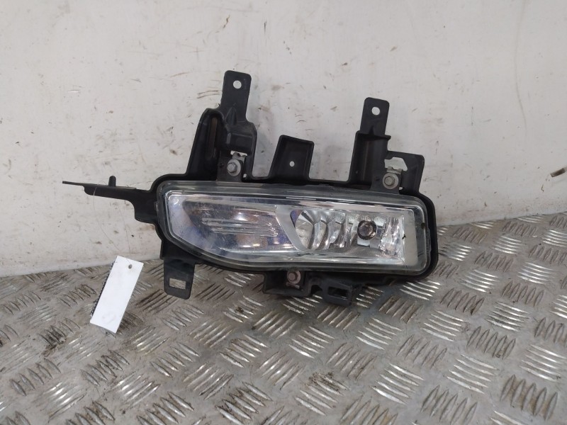 Recambio de faro antiniebla izquierdo para nissan qashqai ii (j11, j11_) 1.7 dci referencia OEM IAM 261558995A  
