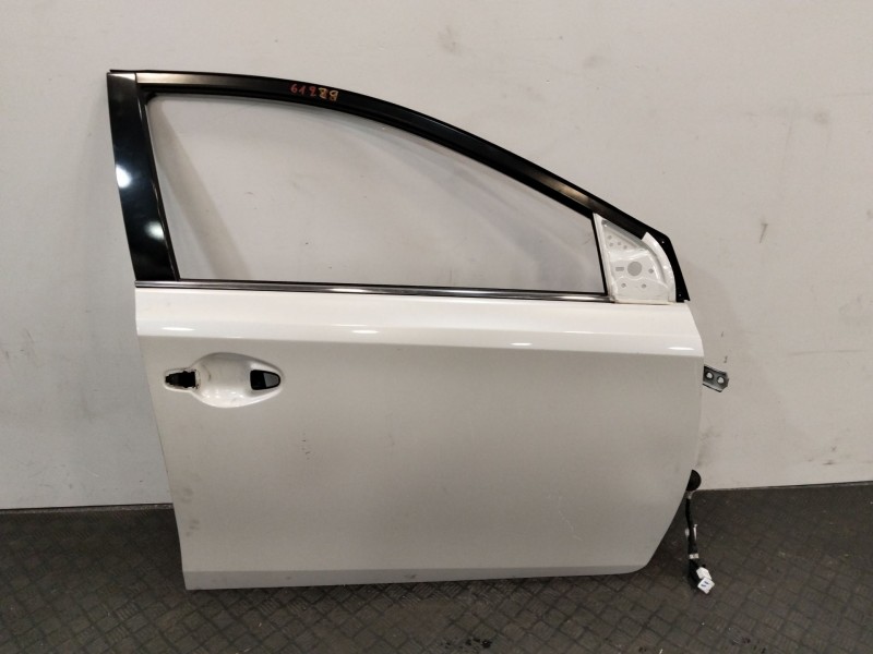 Recambio de puerta delantera izquierda para toyota auris (_e18_) 1.2 (nre185_) referencia OEM IAM 6700102300  