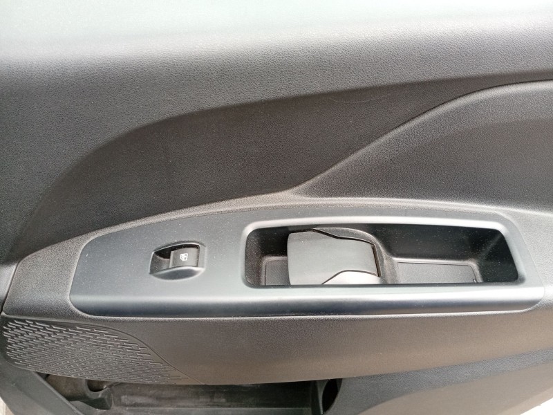 Recambio de mando elevalunas delantero derecho para fiat doblo cargo (263_) 1.3 d multijet referencia OEM IAM 735484916  