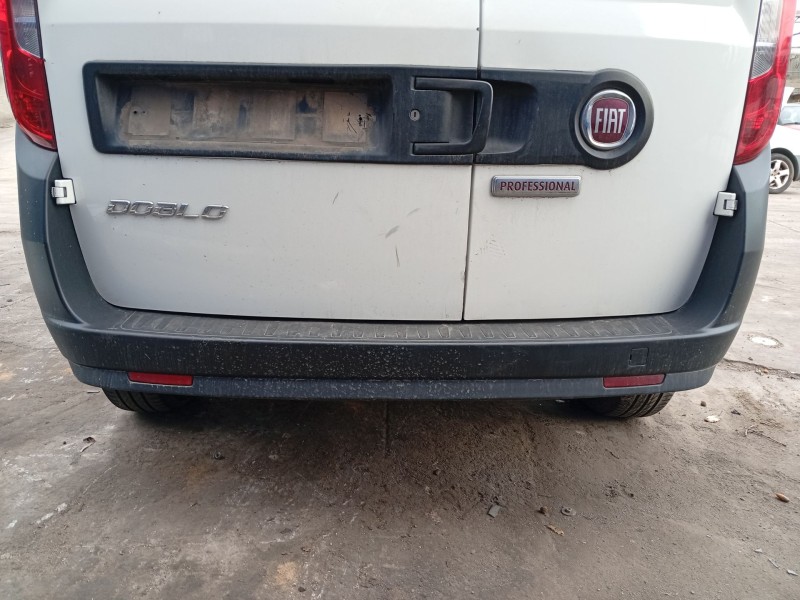 Recambio de paragolpes trasero para fiat doblo cargo (263_) 1.3 d multijet referencia OEM IAM 735497863  
