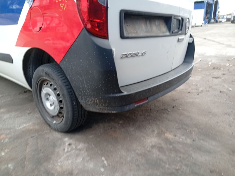Recambio de paragolpes trasero para fiat doblo cargo (263_) 1.3 d multijet referencia OEM IAM 735497863  