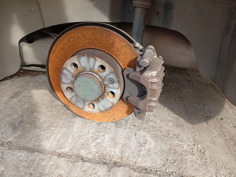 Recambio de pinza freno trasera izquierda para volkswagen polo v (6r1, 6c1) 1.4 tdi referencia OEM IAM 6R0615423  