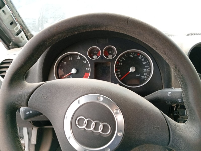 Recambio de cuadro instrumentos para audi tt (8n3/8n9) 1.8 20v turbo referencia OEM IAM 8N1920930T  