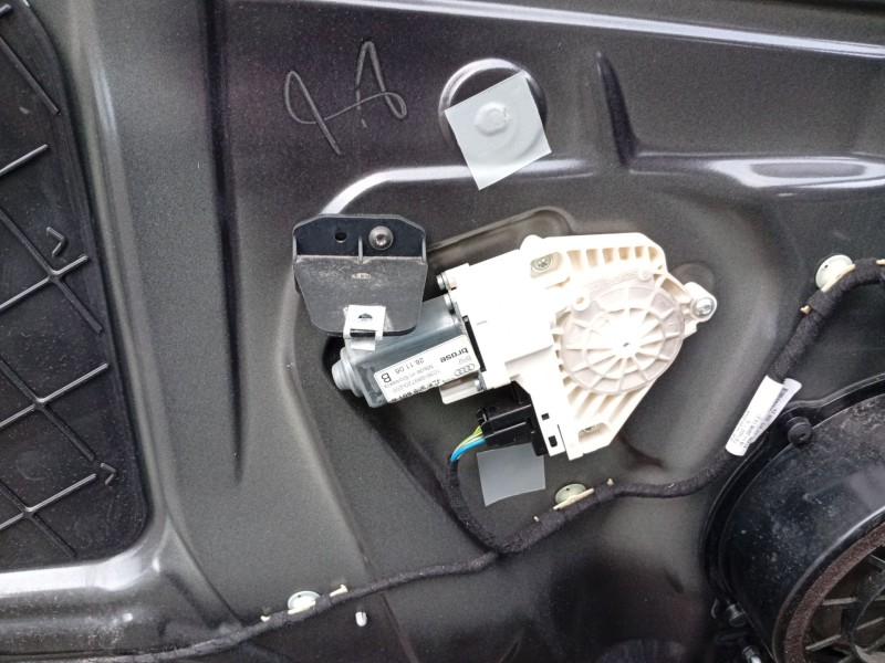 Recambio de elevalunas delantero izquierdo para audi q7 (4lb) 3.0 tdi quattro referencia OEM IAM   