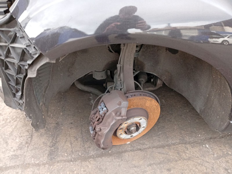 Recambio de mangueta delantera izquierda para audi q7 (4lb) 3.0 tdi quattro referencia OEM IAM 7L0407257A  