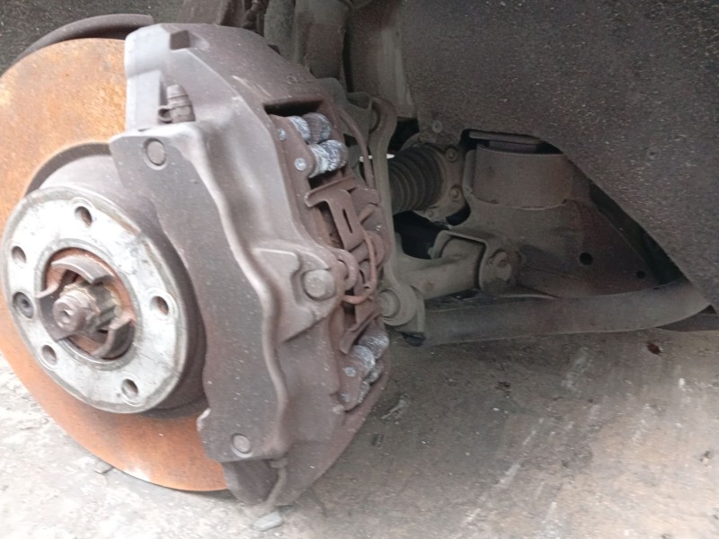 Recambio de pinza freno delantera derecha para audi q7 (4lb) 3.0 tdi quattro referencia OEM IAM 7L6615150  