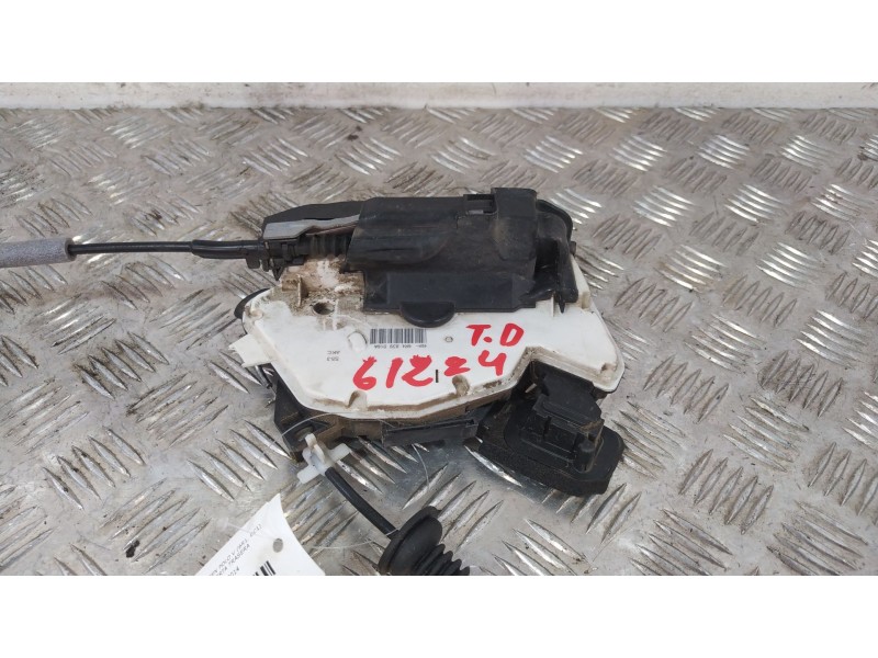 Recambio de cerradura puerta trasera derecha para volkswagen polo v (6r1, 6c1) 1.4 tdi referencia OEM IAM 6C0839014  