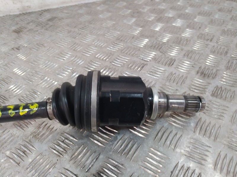 Recambio de transmision delantera izquierda para toyota auris (_e18_) 1.2 (nre185_) referencia OEM IAM 4342002D60  