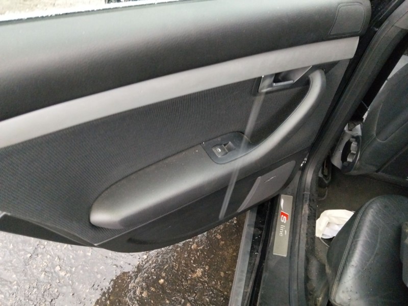 Recambio de elevalunas trasero izquierdo para audi a4 b6 (8e2) 2.5 tdi quattro referencia OEM IAM 8E0839461C  