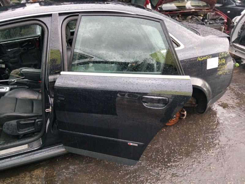 Recambio de puerta trasera izquierda para audi a4 b6 (8e2) 2.5 tdi quattro referencia OEM IAM 8E0833051  