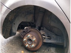 Recambio de paso de rueda trasero derecho para kia cee´d hatchback (ed) 1.6 crdi 115 referencia OEM IAM 868221H000  