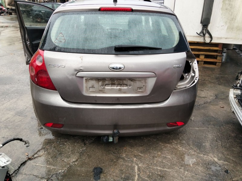 Recambio de refuerzo paragolpes trasero para kia cee´d hatchback (ed) 1.6 crdi 115 referencia OEM IAM 866201H010  