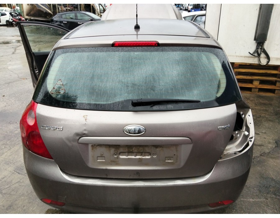 Recambio de porton trasero para kia cee´d hatchback (ed) 1.6 crdi 115 referencia OEM IAM 737001H000  