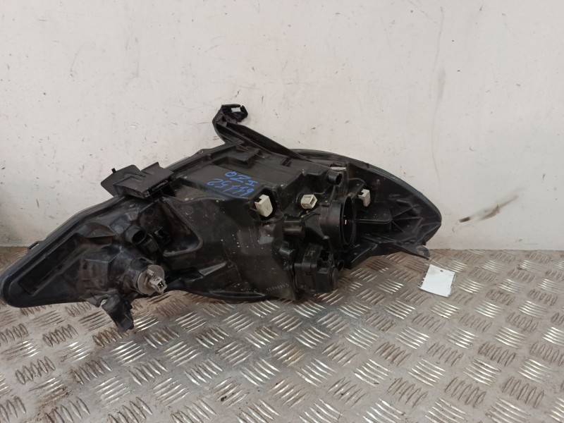 Recambio de faro izquierdo para peugeot 107 (pm_, pn_) 1.0 referencia OEM IAM 085501139  