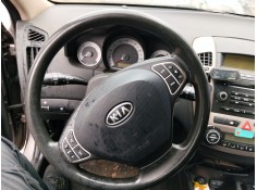 Recambio de volante para kia cee´d hatchback (ed) 1.6 crdi 115 referencia OEM IAM 561101H180EQ  
