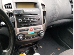 Recambio de sistema audio / radio cd para kia cee´d hatchback (ed) 1.6 crdi 115 referencia OEM IAM BS010649  