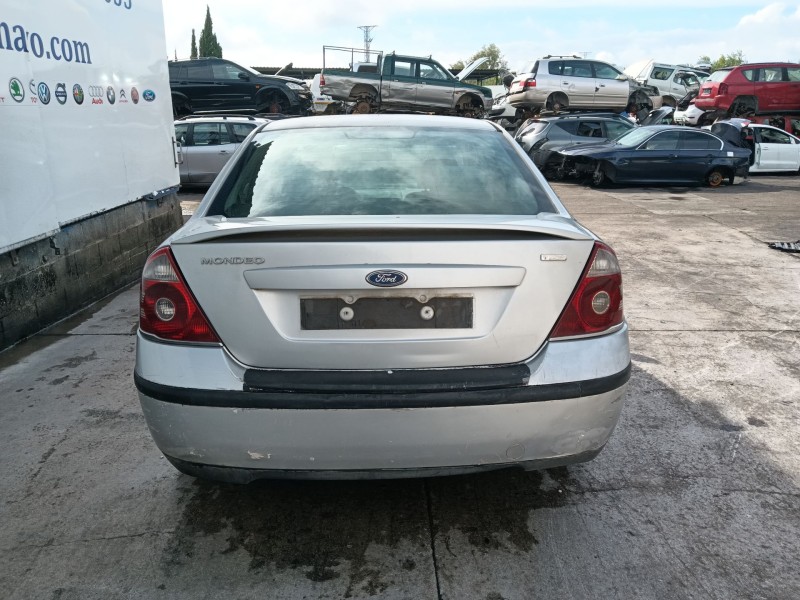 ford mondeo iii sedán (b4y) del año 2002