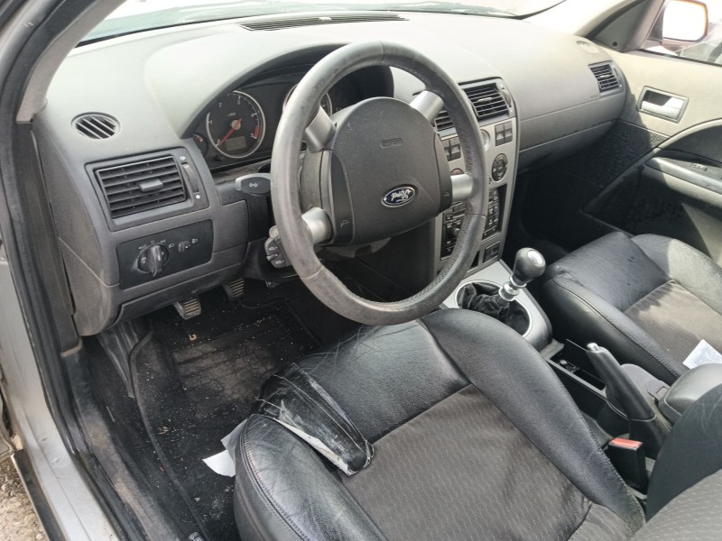 ford mondeo iii sedán (b4y) del año 2002