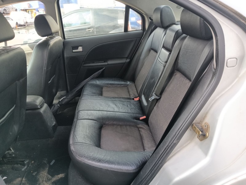 ford mondeo iii sedán (b4y) del año 2002