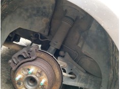 Recambio de amortiguador trasero derecho para kia cee´d hatchback (ed) 1.6 crdi 115 referencia OEM IAM 553111H500  