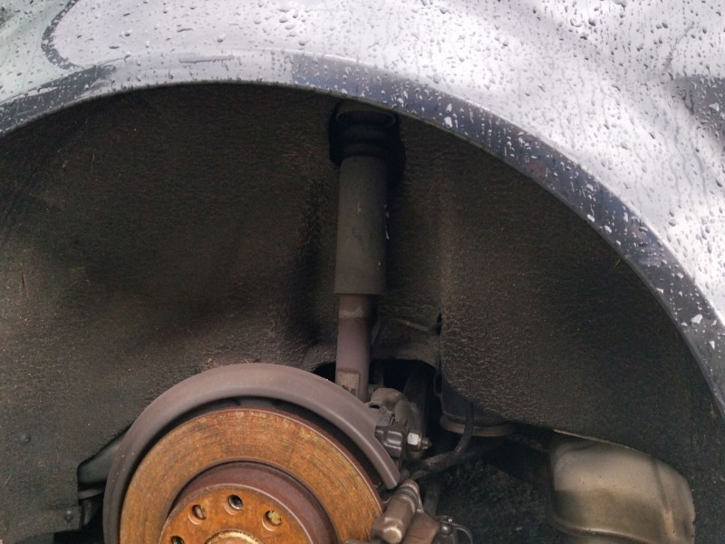 Recambio de amortiguador trasero izquierdo para audi a4 b6 (8e2) 2.5 tdi quattro referencia OEM IAM   