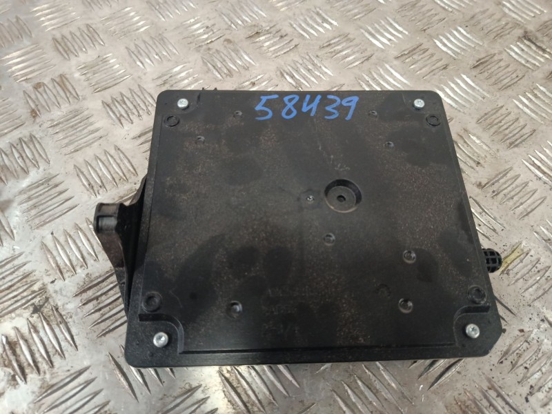 Recambio de modulo electronico para renault megane iii berlina 5 p referencia OEM IAM 284B19091R  