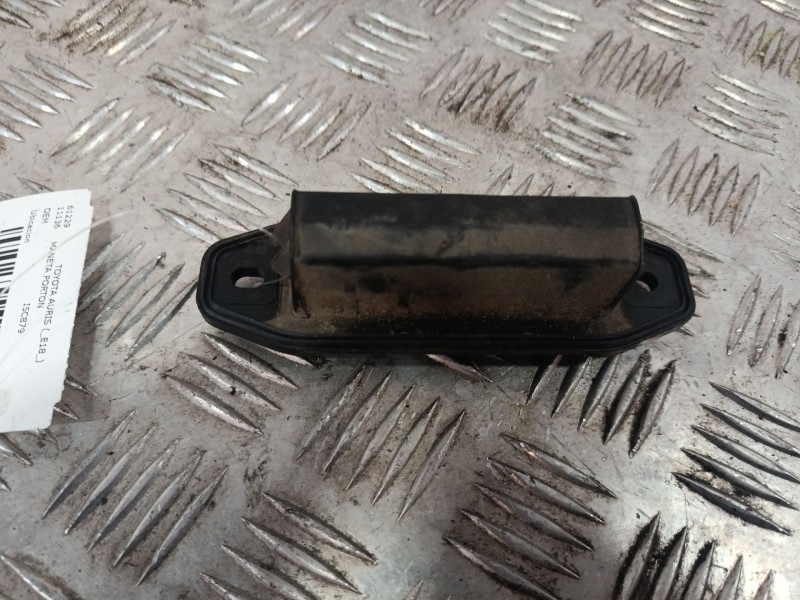 Recambio de maneta porton para toyota auris (_e18_) 1.2 (nre185_) referencia OEM IAM I5C879  