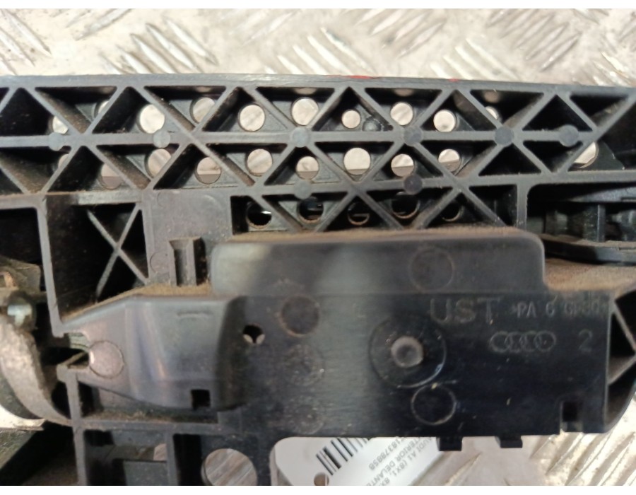 Recambio de maneta exterior delantera izquierda para audi a1 (8x1, 8xk) 1.6 tdi referencia OEM IAM 8T1837885B  