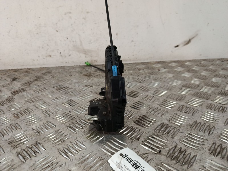 Recambio de cerradura puerta delantera derecha para toyota auris (_e18_) 1.2 (nre185_) referencia OEM IAM A084219  