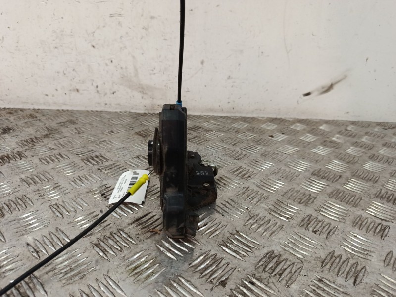 Recambio de cerradura puerta delantera derecha para toyota auris (_e18_) 1.2 (nre185_) referencia OEM IAM A084219  