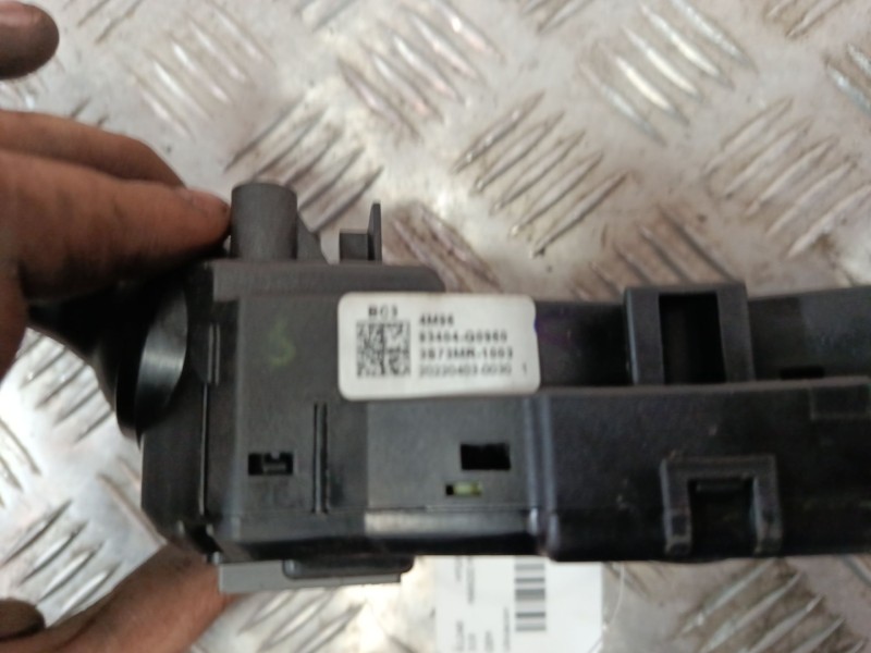 Recambio de mando multifuncion para hyundai i20 iii (bc3, bi3) 1.0 t-gdi referencia OEM IAM 93404Q0960  
