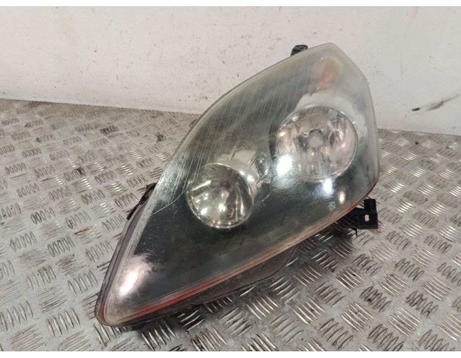 Recambio de faro izquierdo para opel zafira / zafira family b (a05) 1.9 cdti (m75) referencia OEM IAM 13252472LH  