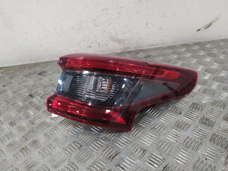 Recambio de piloto trasero derecho para nissan qashqai ii (j11, j11_) 1.6 dci referencia OEM IAM 26550HV00A  