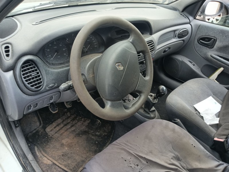 renault megane i classic (la0/1_) del año 2001