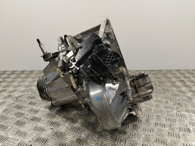 Recambio de caja cambios para citroën berlingo multispace (b9) 1.6 hdi 110 referencia OEM IAM 20DP33  