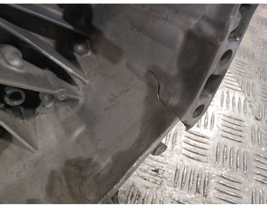 Recambio de caja cambios para renault trafic iii autobús (jg_) 1.6 dci 115 (jgmd) referencia OEM IAM PF6040  