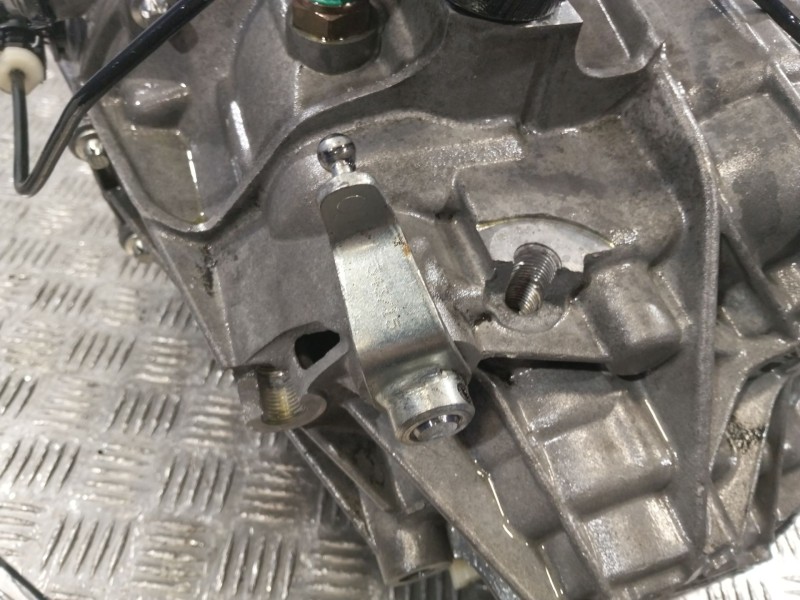 Recambio de caja cambios para renault trafic iii autobús (jg_) 1.6 dci 115 (jgmd) referencia OEM IAM PF6040  
