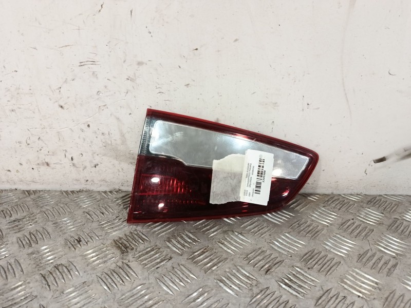 Recambio de catadioptrico trasero izquierdo para ford ecosport 1.0 ecoboost referencia OEM IAM 90080093  