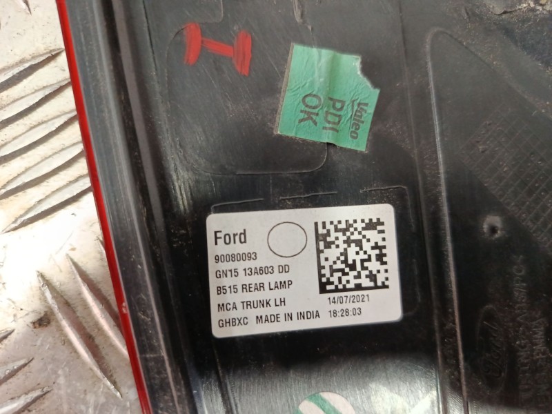 Recambio de catadioptrico trasero izquierdo para ford ecosport 1.0 ecoboost referencia OEM IAM 90080093  