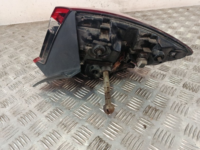 Recambio de piloto trasero izquierdo para mitsubishi asx (vsx_, vse_) 1.0 (vsxg0) referencia OEM IAM 265557489R  