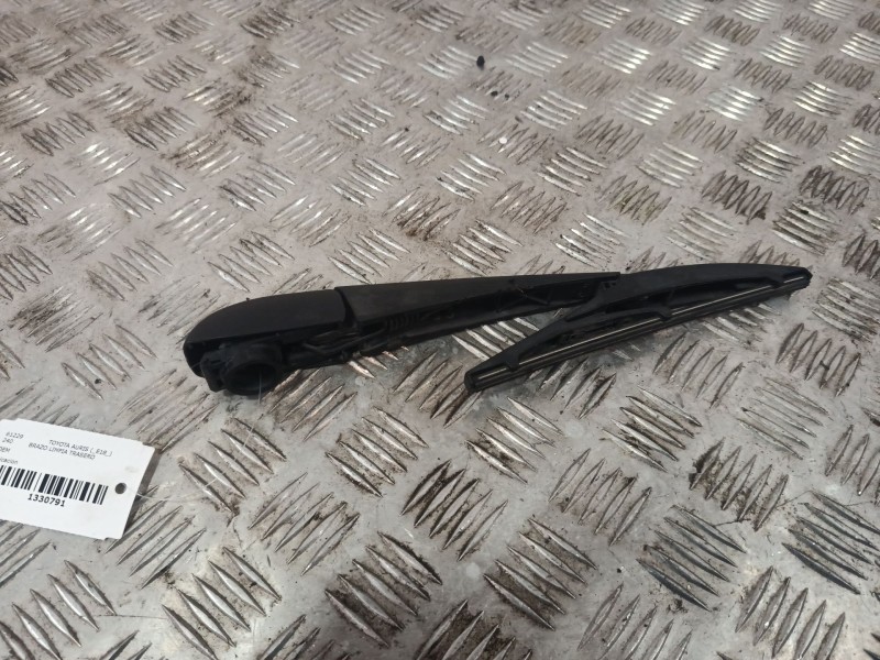 Recambio de brazo limpia trasero para toyota auris (_e18_) 1.2 (nre185_) referencia OEM IAM   