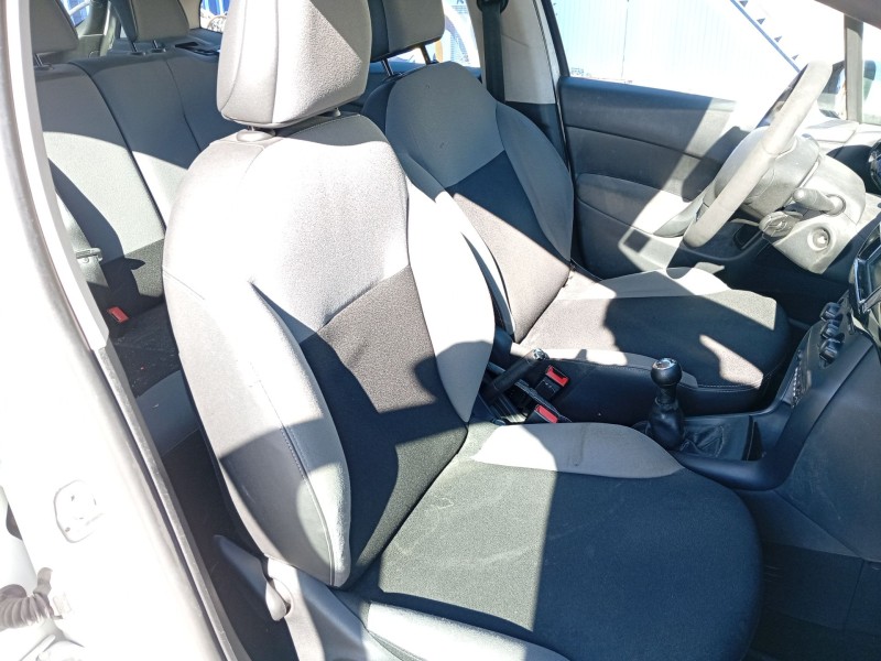 Recambio de asiento delantero derecho para citroën c3 ii (sc_) 1.6 bluehdi 75 referencia OEM IAM 8846VH  