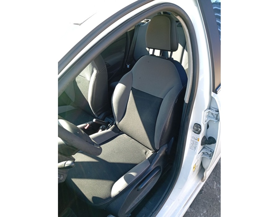 Recambio de asiento delantero izquierdo para citroën c3 ii (sc_) 1.6 bluehdi 75 referencia OEM IAM 8846VG  