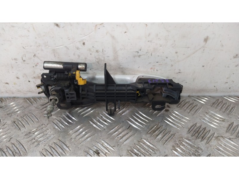 Recambio de maneta exterior delantera izquierda para opel combo tour 1.7 cdti 16v referencia OEM IAM   