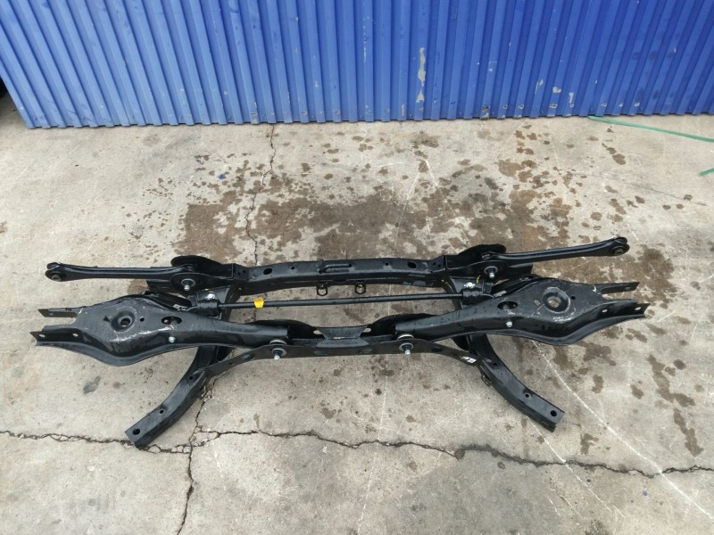 Recambio de puente trasero para kia niro (de) 1.6 gdi hybrid referencia OEM IAM 55410G5100  