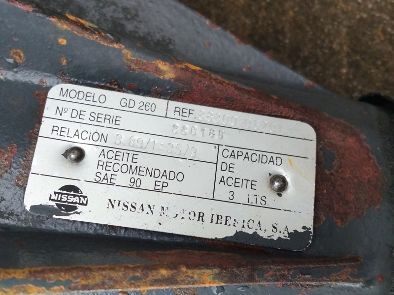 Recambio de puente trasero para nissan atleon 120 tk110.35 tk56.35/4 referencia OEM IAM A3010D6201  