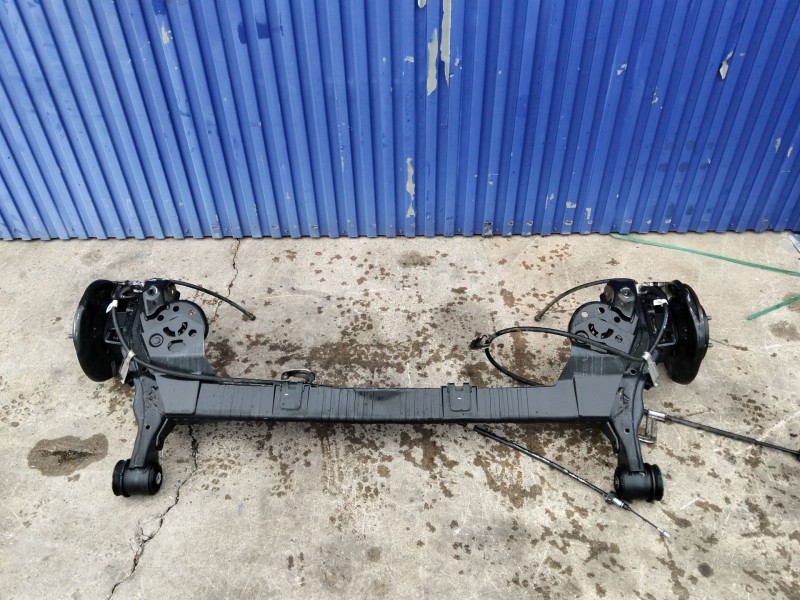 Recambio de puente trasero para hyundai i20 iii (bc3, bi3) 1.0 t-gdi referencia OEM IAM 55100Q0100  