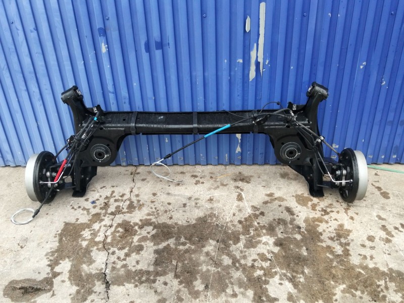 Recambio de puente trasero para mitsubishi asx (vsx_, vse_) 1.0 (vsxg0) referencia OEM IAM MQ001963  